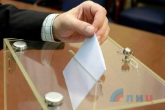 Около 180 тыс. избирателей проголосовали на референдуме к 14:00 – ЦИК ЛНР