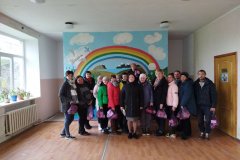 Представители Администрации города Первомайска совместно с управлением образования посетили Золотовскую школу №16 на освобожденной территории.