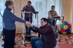 Досуг молодых людей с особыми потребностями.