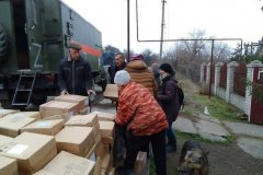 Жители Тошковки и Нижнего получили гуманитарную помощь из Госрезерва - мэр Первомайска