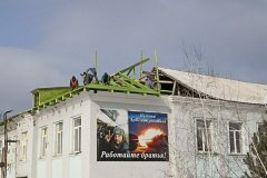 Калужане восстанавливают 17 поврежденных обстрелами ВСУ объектов в Первомайске – мэр