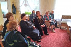 Занятие в Школе безопасности для пожилых людей