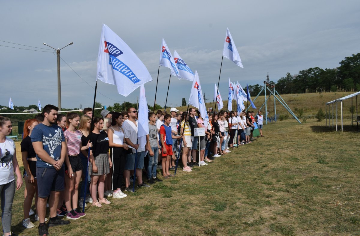 Молодежный слет «Наше время» прошел на берегу городского пруда в Первомайске