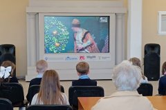 Первомайским детям показали «Ивана Царевича и серого волка»