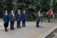 Торжественное поднятие копии Знамени Победы