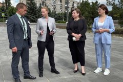 Первый заместитель руководителя Администрации Главы ЛНР Анна Рослякова посетила город Первомайск
